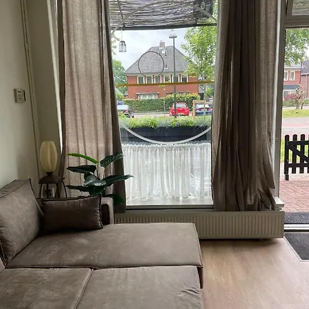 Charmant Appartement Met Terras En Parkeerplaats *